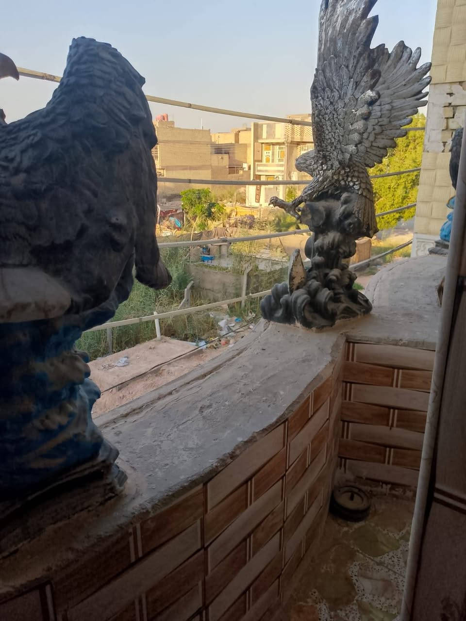 5.🏠بيت للبيع50متر 5في 10ب النداء طابقين قرب شارع دعبل بيت جناي بناء جديد على ساحة .
🔵الاساس صب والسقفين صب  كاشي وسيراميك وسقوف ثانوية. 

🟤يحتوي الطابق الاول ع غرفة وصالة ومطبخ وصحيات والطابق الثاني غرفة وصالة وصحيات. 

للأستفسار ع هذا الرقم *********** واتساب.
