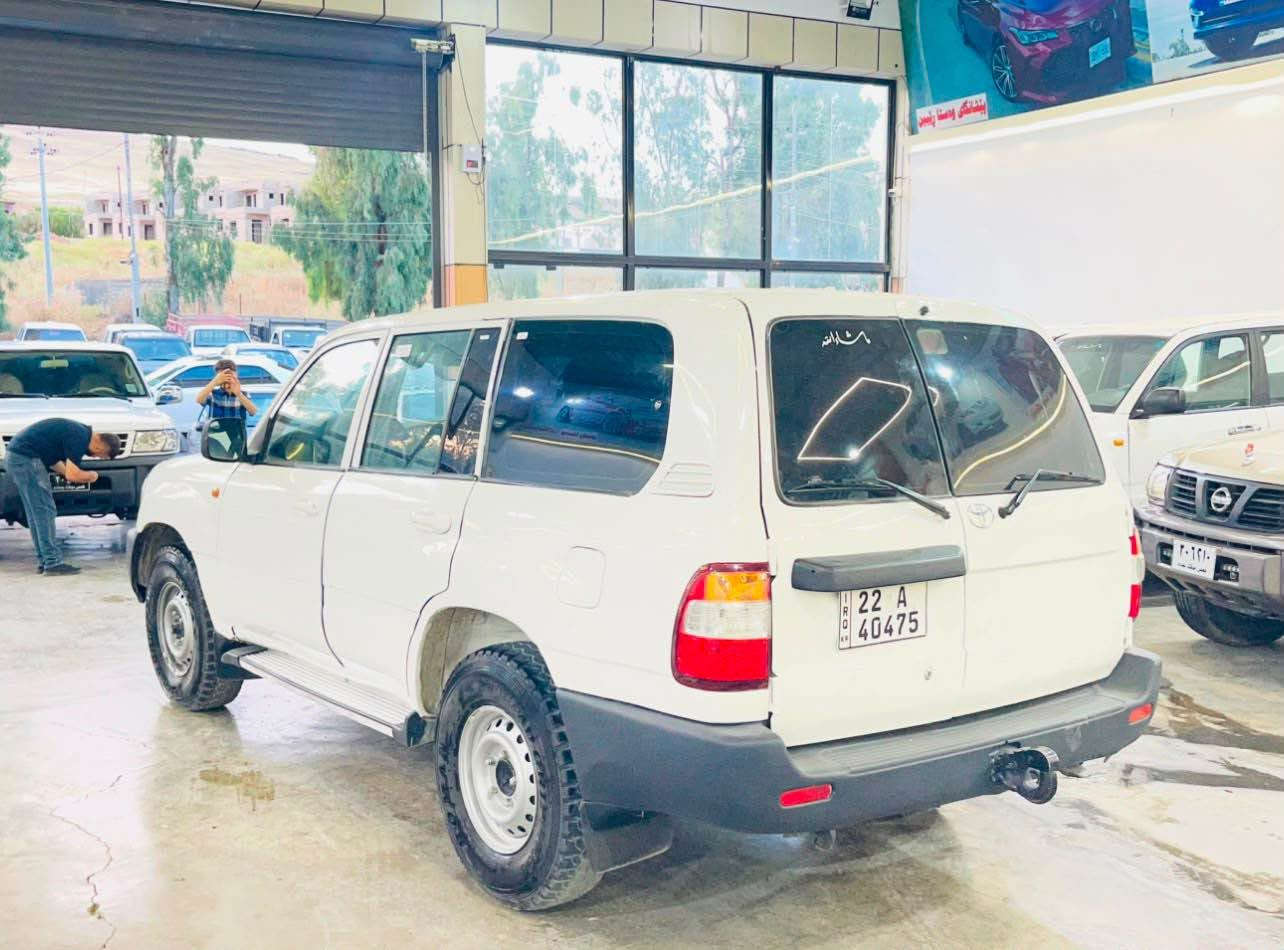 مۆنیکا  2004 تحویل  ئەسڵی   فول  عادی
سبوخ عامە بە س سەیارەکە  زۆرجوانە  ماڵی دۆستە 
بەشەرتی گێر ومەکینە وتەبریدو  ھەموگیانی  بەشەرت
سنەوی نوێیە رەقەمی نوێیە  4تایەی نوێیە 
سعری 97 وەرەقە کمیک مجال
لەکۆ یەدانیشم 
***********
*********** كويسينجاك, أربيل
