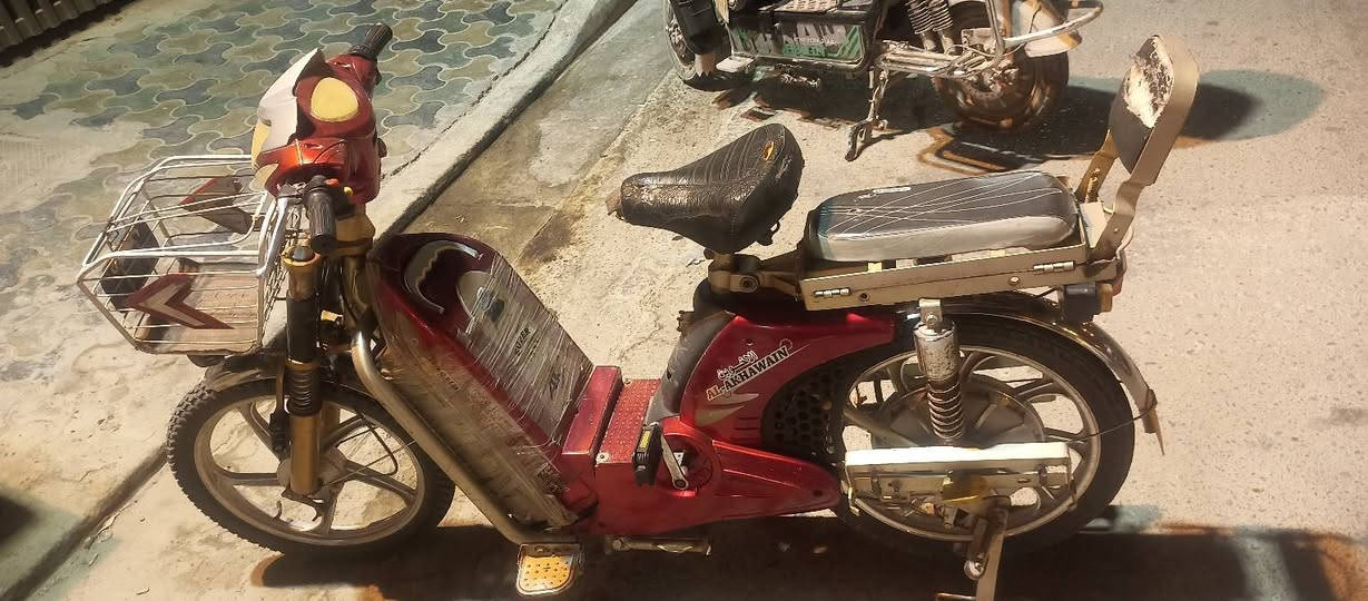 السلام عليكم
دراجه للبيع بطاريات على الفحص السعر ب400 وبيه مجال للتواصل *********** وبي واتساب
