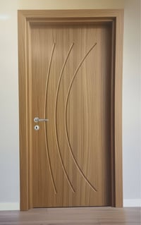 ابواب PVC • ضمان ٥ سنوات • قياسات ٢٫١٠-٢٫٧٠م