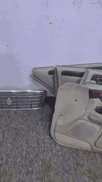 السلام عليكم عندي بطاين بوب ودعامية وسستم قفل مع الجوزة وعندي تخم قفل بيبان وعندي سماعات وعندي مري كهرباء وعندي دكم تصعيد تنزيل جام وعندي شباك وعندي جام 4بوب ويدات بيبان خارجية وعندي هذاك الاطار مال جارجر للتواصل ***********
