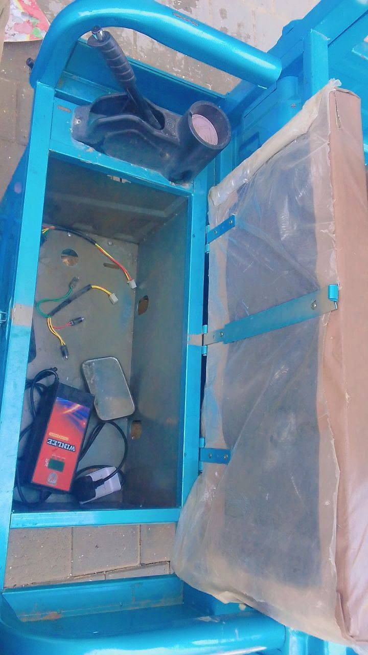السلام عليكم
 ستواته شحن موديل 25 كهربائي شغاله 
ماماشيه هواي أوراقه موجوده الستوته من شركت المصطفى 
ستوته مكفوله 
العنوان :مدينت الصدر قطاع78
السعر مليون وبيهه مجال 
الرقم:***********
