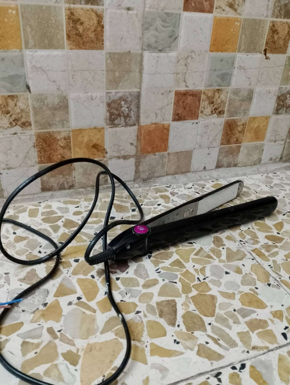 غراض بيت مستعملة يشتغلن للبيع سعرهن كلهن ب20


**إذا كنت صاحب هذا الإعلان وتريد حذفه لأي سبب، رجاءا أرسل رسالة إلى الدعم الفني**