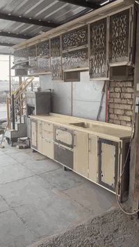 السعر 750 الف   07721673552