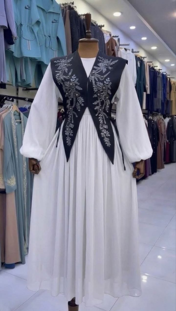 فستان مع توب🩵✨
خامة اوركنزا مبطن
38-40-42-44-46-48
قــــيــاســـات 💥
يـــوجــدتـــوصــــيل جميع محافظات العراق 🇮🇶
للحجز والاستفسار المراسله الصفحة 📨 📨 👉


**إذا كنت صاحب هذا الإعلان وتريد حذفه لأي سبب، رجاءا أرسل رسالة إلى الدعم الفني**