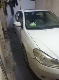 للبيع بي وايدي موديل  ١٢بأسمي سنويه لحد ٣٠تخم تاير جديد مكينه مستحقه ك...