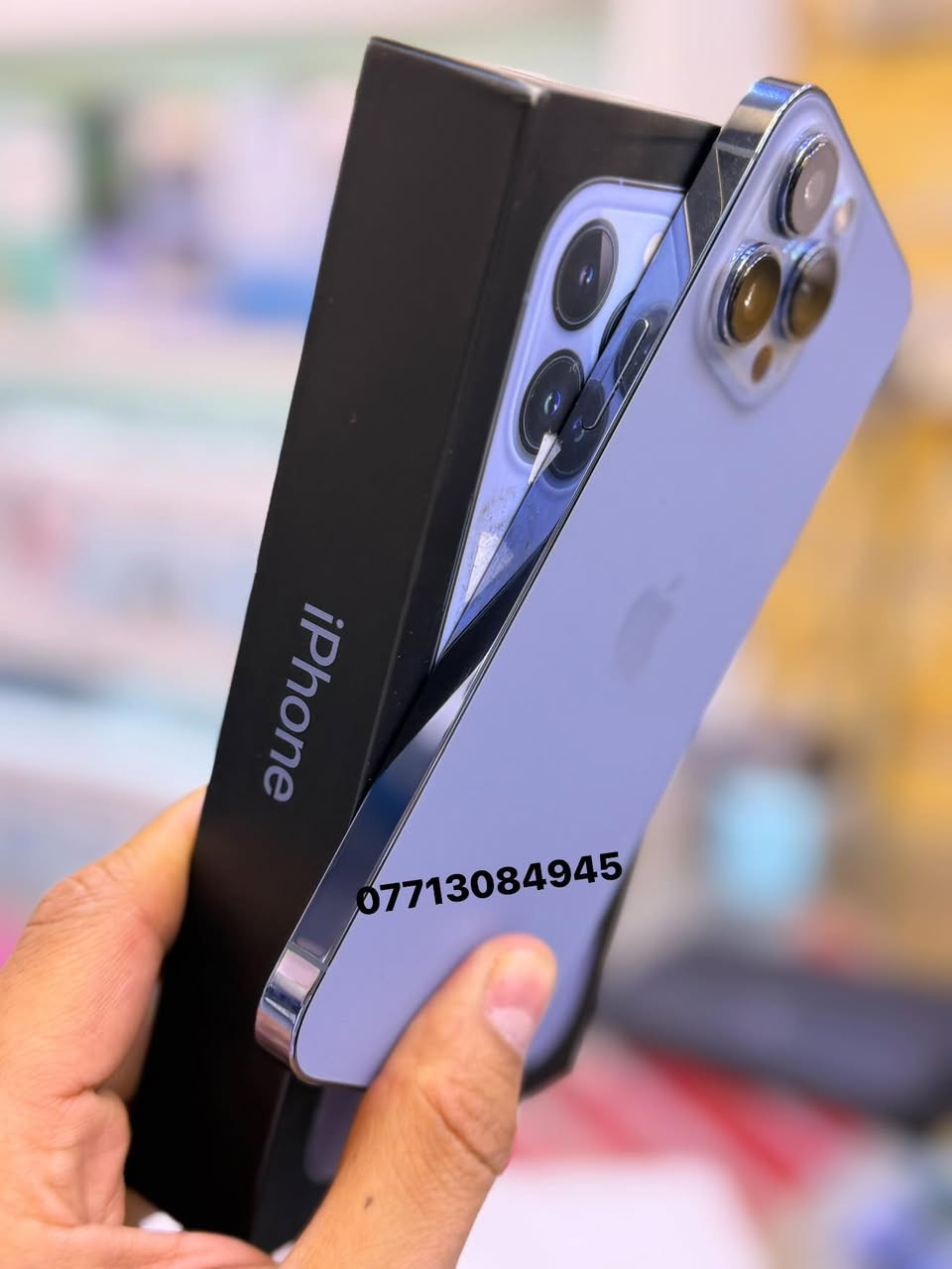 ايفون 13 بروماكس ضمان وكاله ماستراصلي
ذاكره 128 بطاريه 90  
نضافه 💯💯 جهاز لا مفتوح 
ولا مصلح ضمان من مركز وين ميعجبك افحص ملحقات كامله 
السعر 650 الف قفل العنوان بغداد البياع شارع عشرين 
 🟦🟦 متوفر اقساط على مصرف الرافدين فقط 👉 
هاتف ***********📞📞
هاتف ***********📞📞
