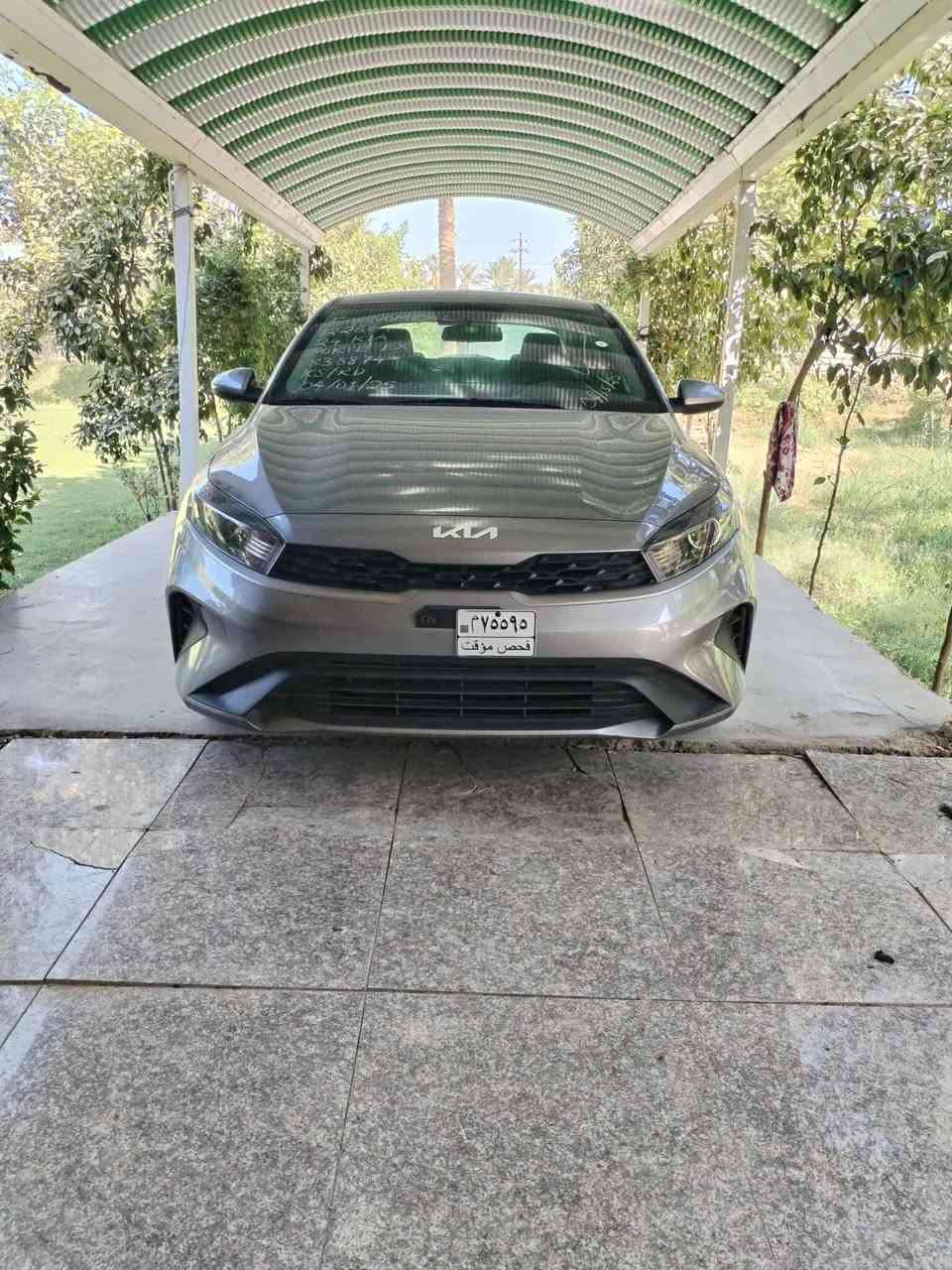 فورتي 24 ماشيه 14 ألف بدون رقم وبدون إرباك دخول جديد بسمي بدون رقم السياره حادثها بارد داير الچاملغ وشويه بالباب الخلفي فقط
‏‪0772 944 2271‬‏
