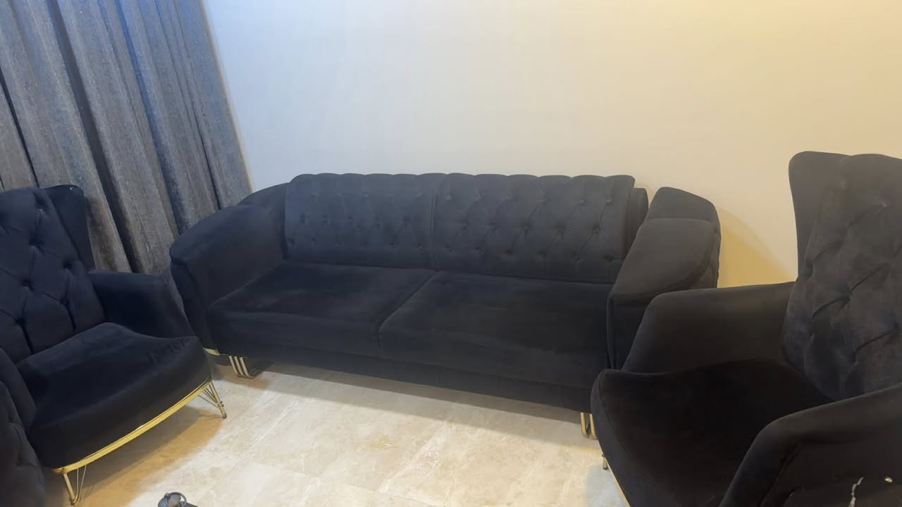 السلام عليكم اني مندوبة وهذا تخم تركي ٨ مقاعد مكانه بغداد زيونة سعره 350


**إذا كنت صاحب هذا الإعلان وتريد حذفه لأي سبب، رجاءا أرسل رسالة إلى الدعم الفني**