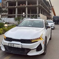 للبيع k5 2023 Gt line  فول عدا الفتحة  37 mi الحادث كما موضح في الصور ...
