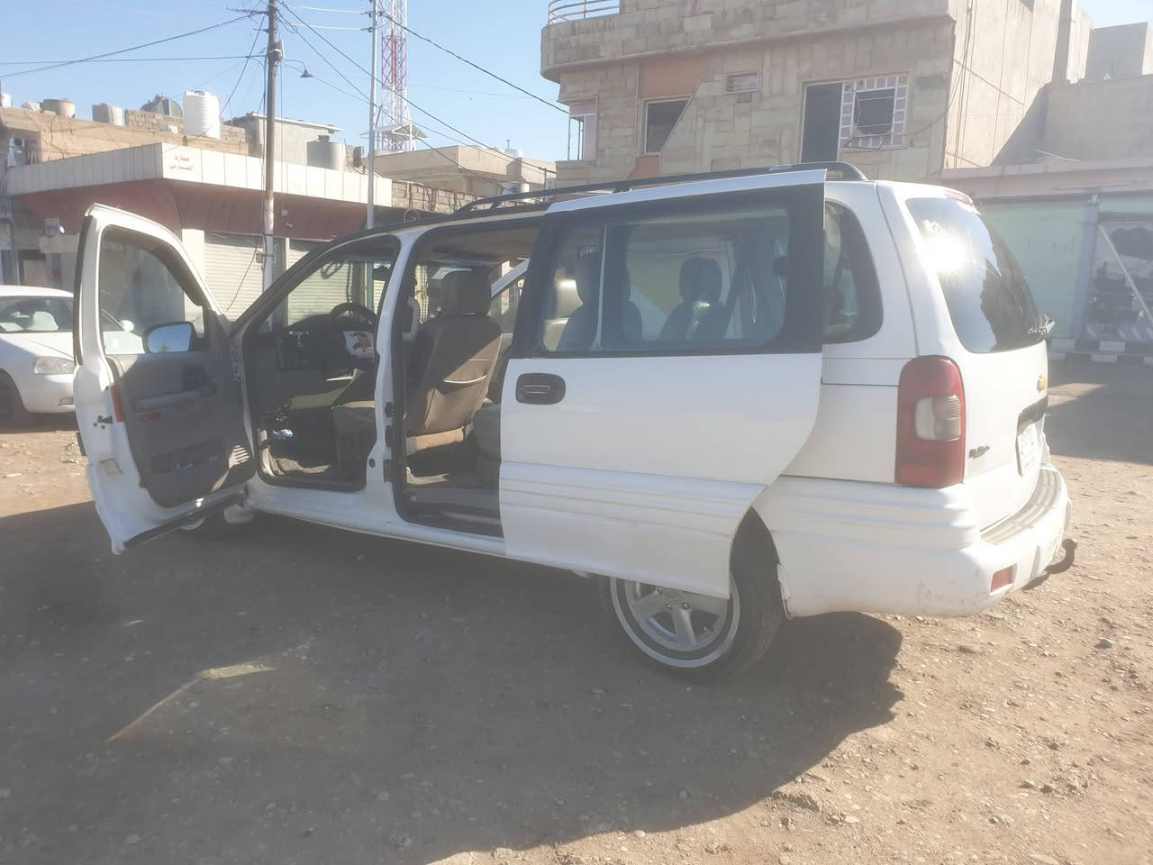 شوفر ليت بونتياك 7 راكب  موديل 97 سنويه لغايه 2028 رقم نينوى مشروع وطني سياره بدون ضرر  احلا من الصوره اخوان طالب عليها 55$ وشراي الخاص مفتوح


**إذا كنت صاحب هذا الإعلان وتريد حذفه لأي سبب، رجاءا أرسل رسالة إلى الدعم الفني**