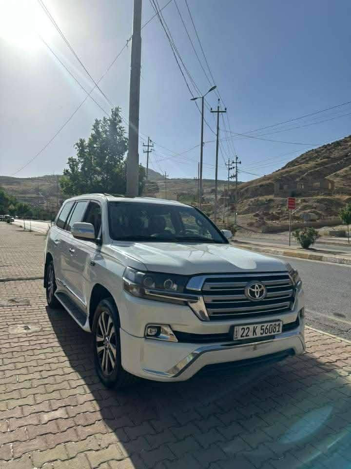 وەنەوەشە 2008کامال کرایتە 2021 
گێروو مەکینە بەشەرتە 8بستە   VXSە
سەیارەکەنمونەیە لەجوانی حیزامە بێ ژۆرێ بێ داخلی  شوێن تۆپزاوا ژمارە ساحێبی *********** سعری 280کەمێک مەجال جوابی نامە نادرێتەوە أربيل, العراق
