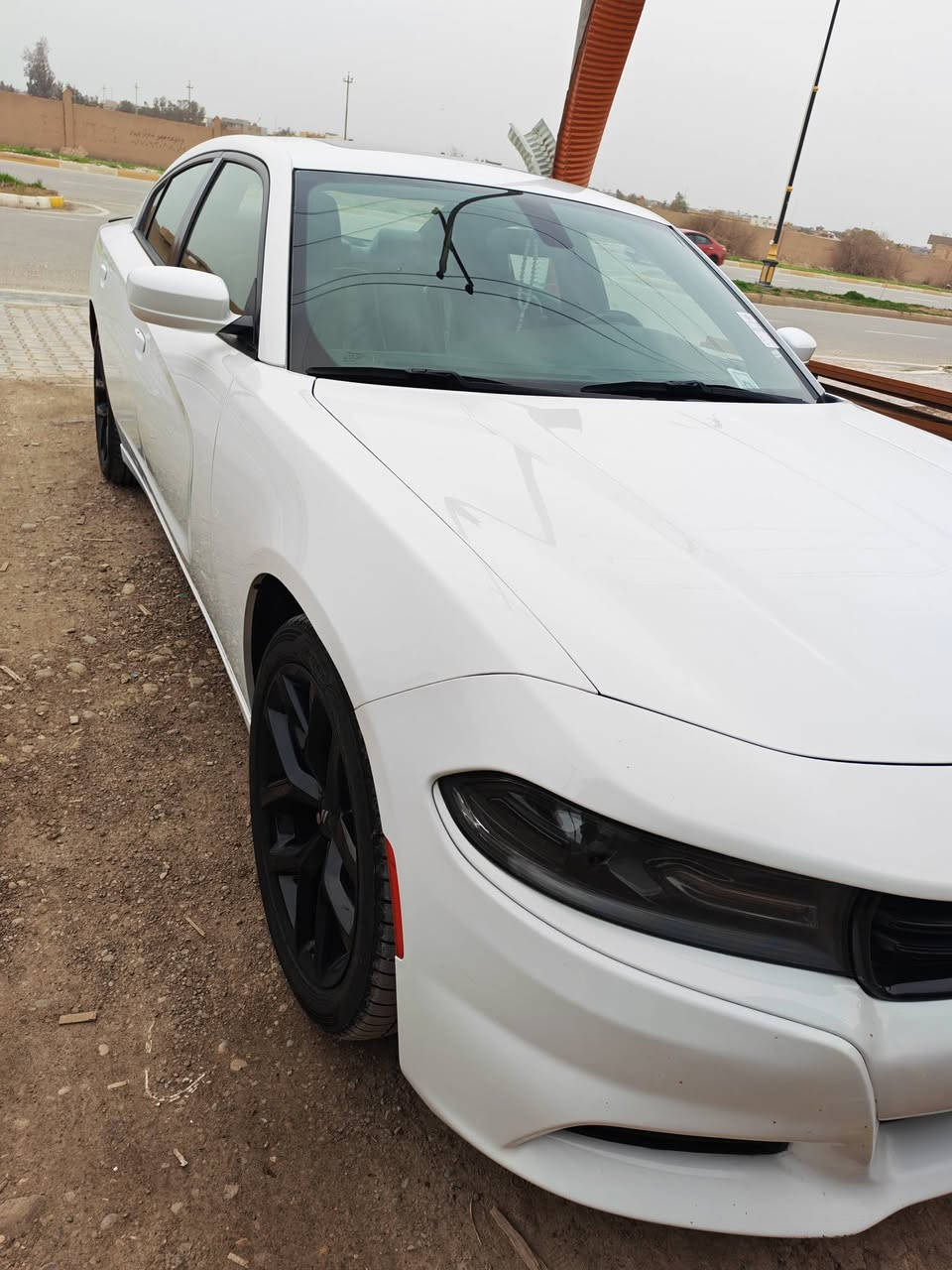 السلام عليكم
دوج جارجر 2019 /  SXT لون أبيض
فول مواصفات
سلايت 
حساس خلفي 
كشنات جلد ستيرن هيتر 
ويل 20 
مكينة 3600 
بصمة 
تشغيل عن بعد 
تخم تاير جديد
باقي المواصفات كلها كاملة 
رقم أربيل بأسمي  

العنوان ديالى/ المقدادية
***********
