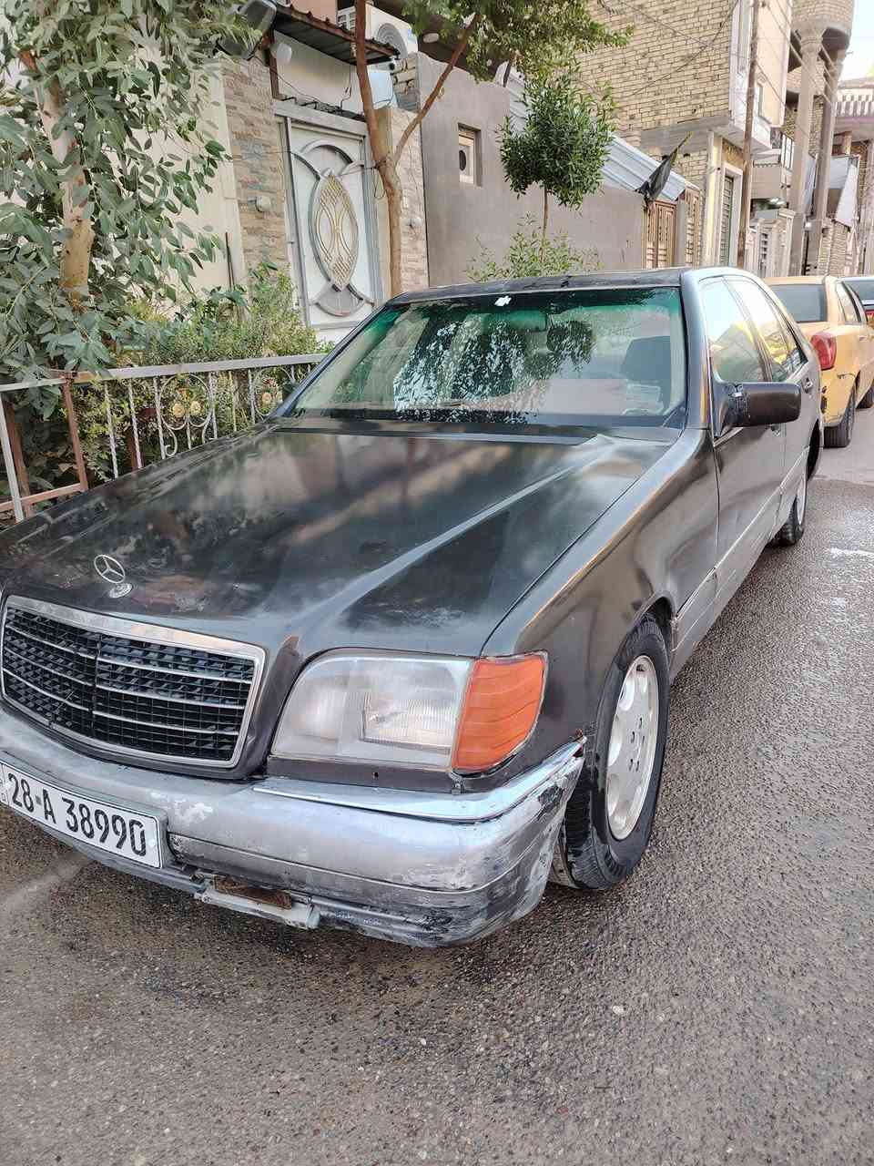 السلام عليكم ورحمة الله وبركاته
سياره مارسدس شبح S500 مديل 92 مكفوله من الضربه القويه والكلبه والكص ونقل الجثه والعيب الشرعي مصبوغه عام مكينه  2500 گير بس بيه تأخير بالنمره الثانيه لازم ترفع رجلك وتجي باقي النمر بصوره طبيعيه كهربائيات شغاله من كيجات بنزين حماوه لايت بروجكتر بك لايت شاشه فان التبريدشغال ماعدا الاشارات الجانبيه طفن رقم دولي نجف سنويه 26مشروع وطني  بأسمي داخله هزه وبيها ملصق الهزه بشهر 12 دبل جام سياره جاهزه الحداديه الاماميه جيده جداً الخلفيه نص ونص عوزها دبل خلف السايق سعره 25  مكانه ذي قار المركز الاتصال على الرقم ***********
