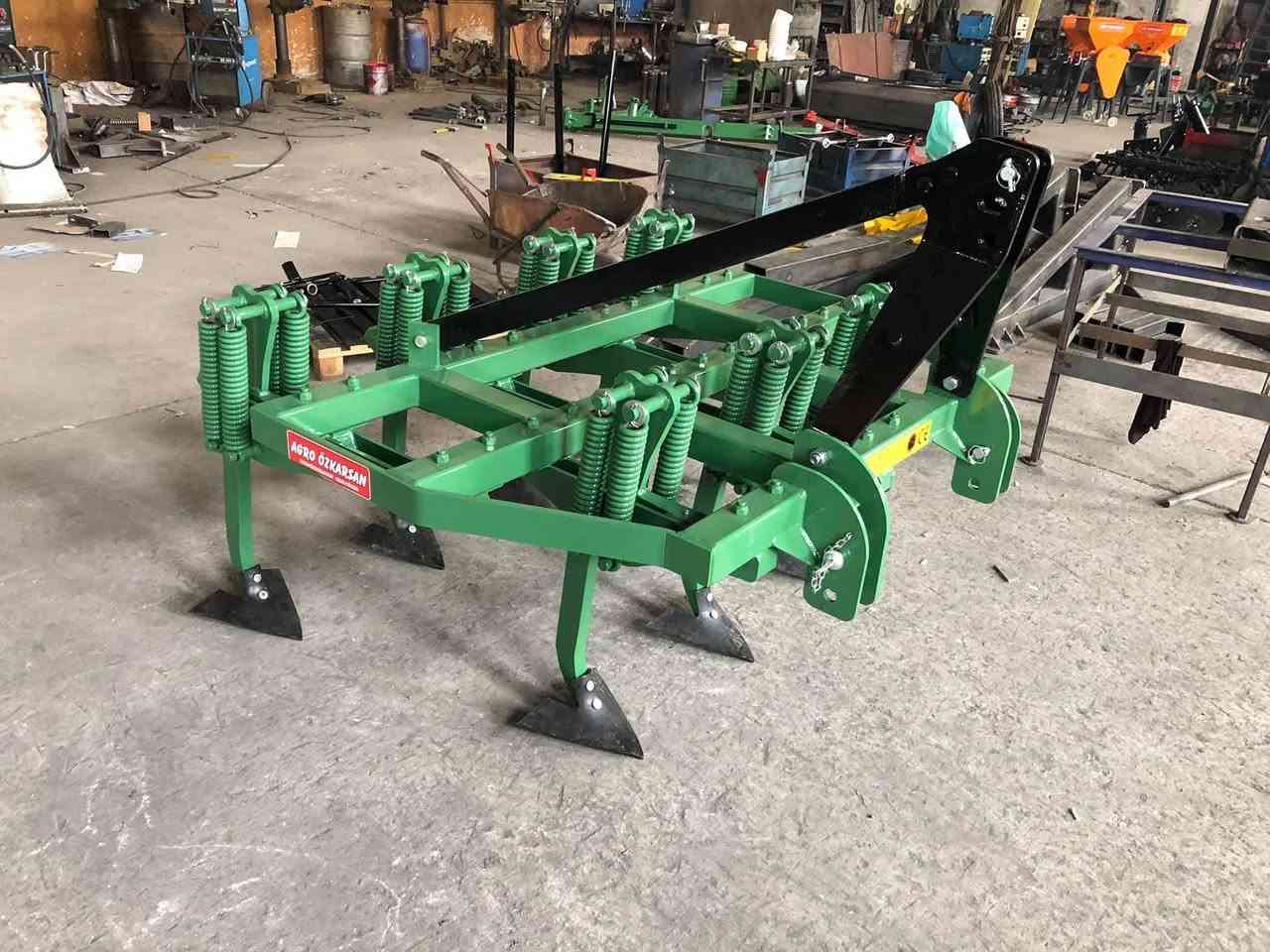 شركة  العريان  لتجارة  الأدوات  الزراعيه
تركيا 🇹🇷 قونيا  العراق 🇮🇶  موصل 
الموقع موصل القوسيات قرب محطة تعبية العوف 
***********
