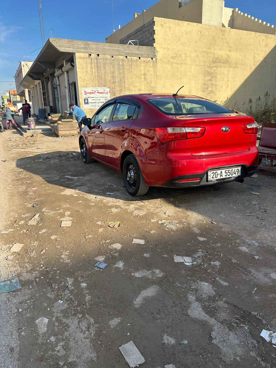 للبيع كيا ريو 2015وارد امريكي
حادث بنيد وجامرلغ بدون دواخل 

سيارة حلوة وجاهزة 
محرك 1600
سعرها87بيها مجال قليل 

للتفاصيل اكثر اتصل ***********
