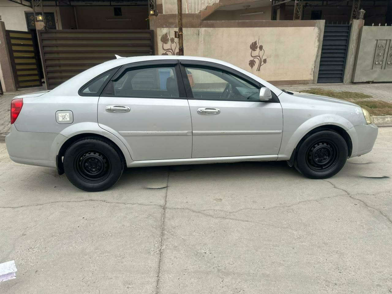 اوبترا 2009 بدون صبغ بها ملاحظات رقم اربيل اربع طائرات جدد السعر 75 فيها مجال قليل***********)***********
