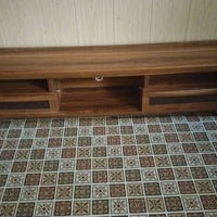 طاولة تلفزيون • السليمانية • للبيع