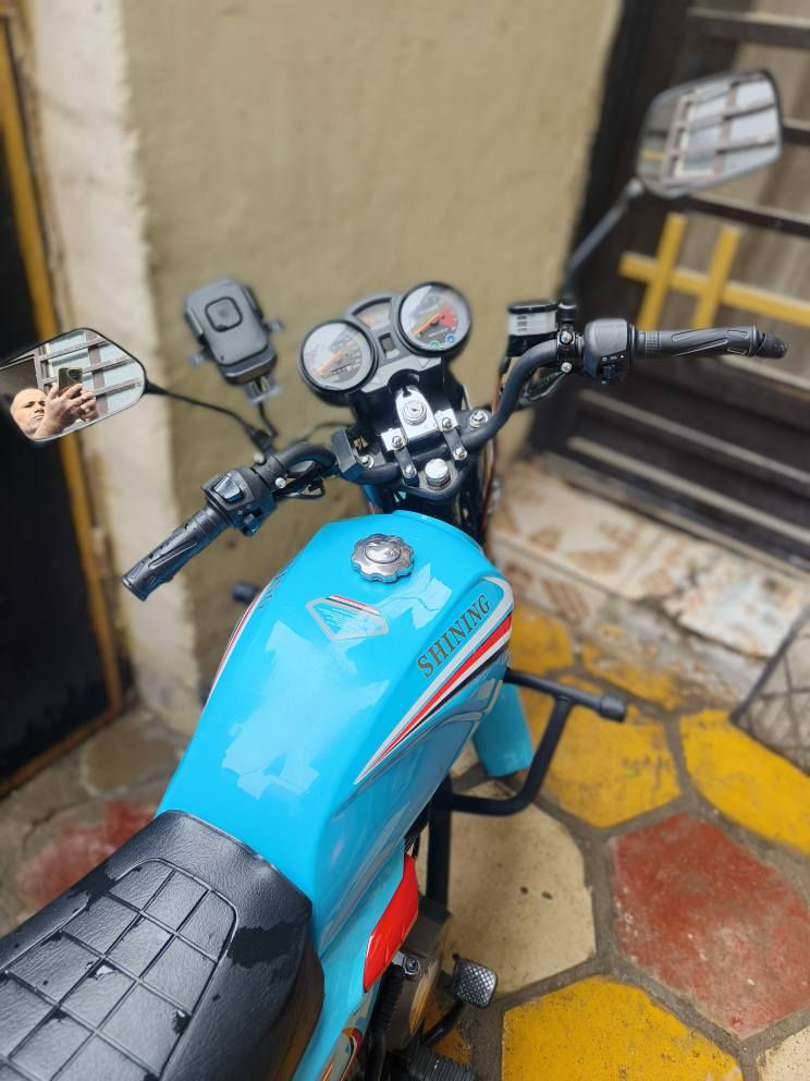 دراجه نظيفه مال جناي الله شاهد مامفتوح بيه برغي اوراق اصولي وصل معرض بيه عنوان كربلاء حي العسكري رقم الهاتف *********** بيه مجال بصيط كربلاء, العراق
