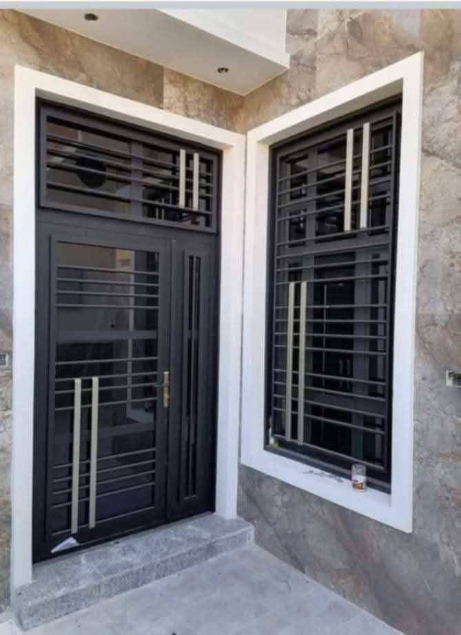 محل حداده السالمي لبيع الأبواب والشبابيك ومحجرات .. المكان... الشارع العام.. قرب سيطره ال جروخي للاستفسار الاتصال على الرقم *********** 🌹
