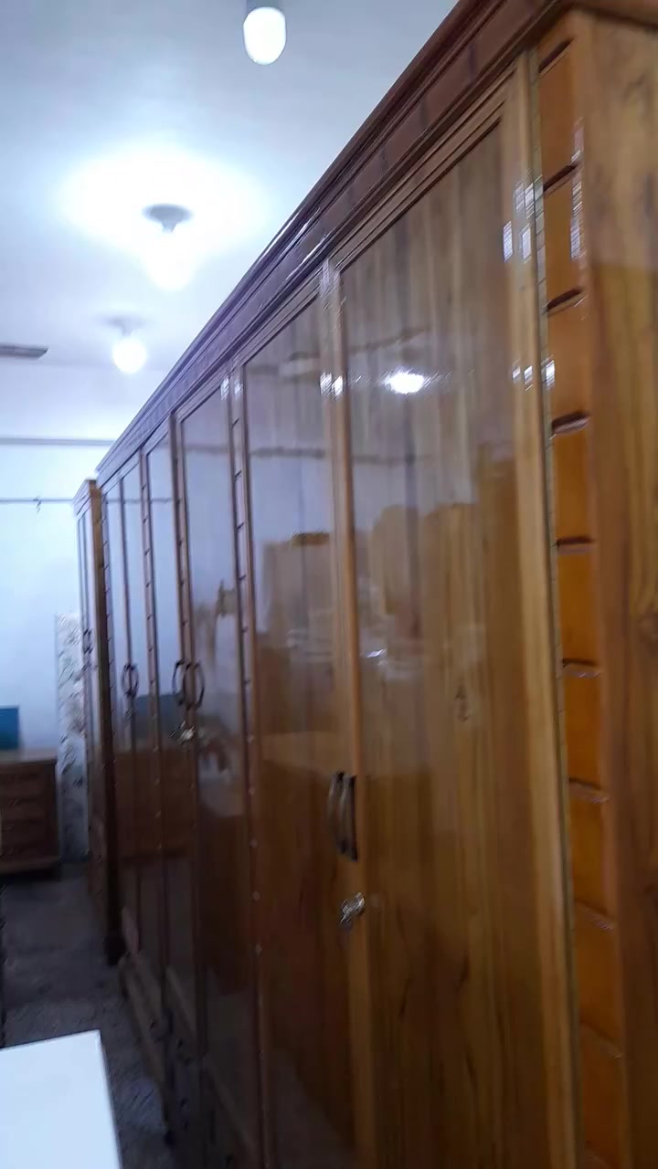 السلام عليكم 
نحن نحطم الأسعار تحطيما 
معرض القاهرة ***********الرمادي شارع ميسلون تيلفون ***********
