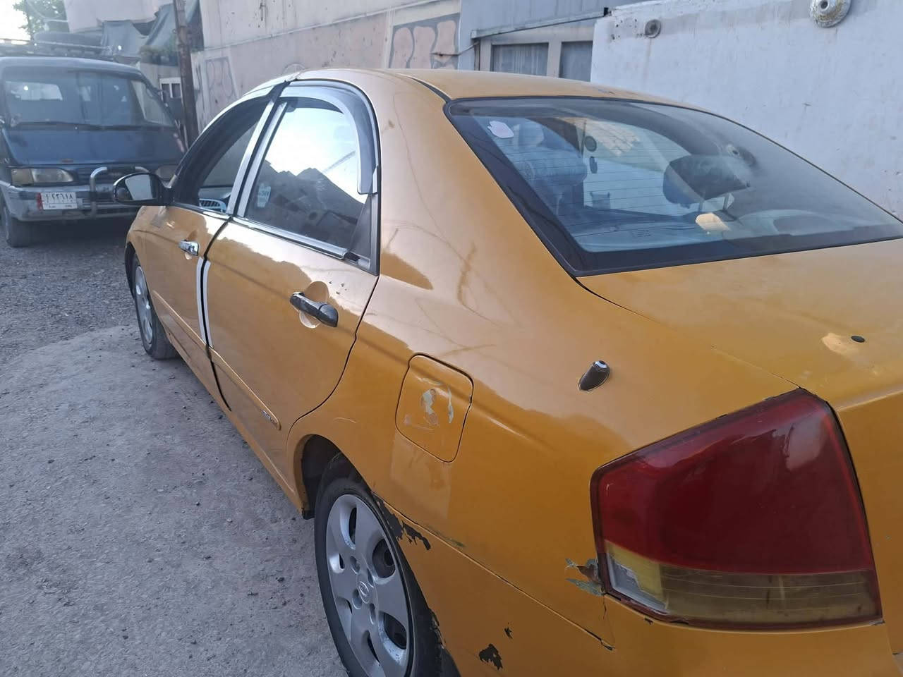 السلام عليكم مكلف بل النشر اسبكترا موديل 2008كير عادي كير مكينه خير من الله والكشر شوفت عينك نضيف تبريدها شغال منقص غاز  السياره بسمنه  رقم انكليزي سنويه جديده السعر 60 وبيها مجال بصيط للستفسار *********** غير متواجد عل الفيس
