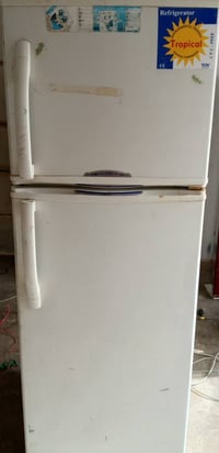 ثلاجات للبيع   كونكورد حجم كبير  والشارك حجم وسط  ورويال حجم وسط  كلهن...