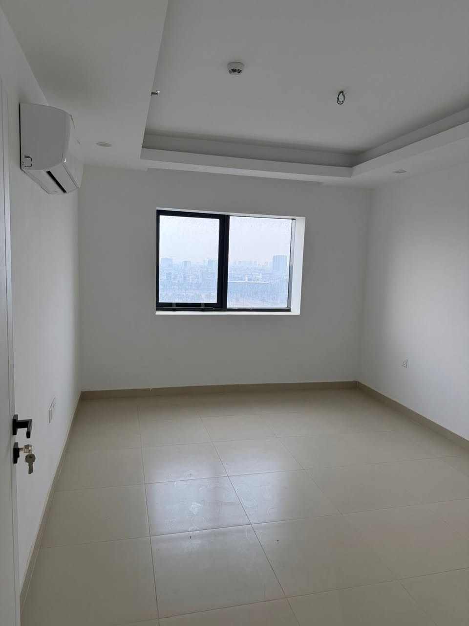 مجمع رويال ستي
شقة للبيـع مساحة 198 م طابق 17 

جاهزه للسكن

سعر المتر 1,850,000 دينار عراقي

البيع كاش فقط

للاستفسار :
***********
