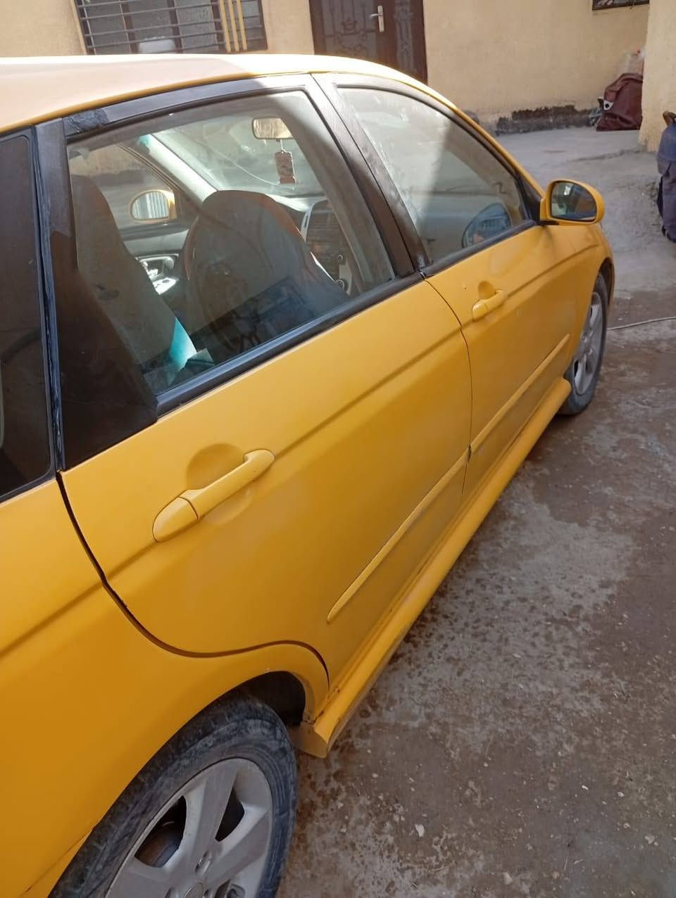 مكلف بلنشرغيرمتواجدعلفيس
سبكترا2009امريكي حادث جاملغ خلفي 
كيرومكينه جددحداديه زينه موجوده بكربلاء 
السعر60
***********
