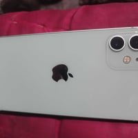 ايفون 12 عادي • ١٢٨ • حي الشهداء