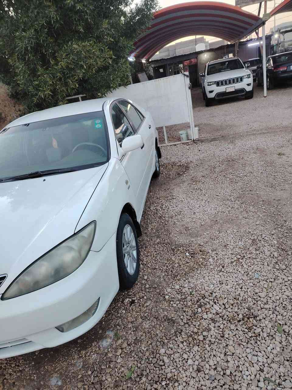 للبيع كامري موديل ٢٠٠٥ خلجي مكينه لفين وربعميه ٤سلندر بيها مكانات صبغ سياره مكفوله من ضربه جاهره من كلشي سعر ٩٣ بيها مجال *********** مكاني بابل
