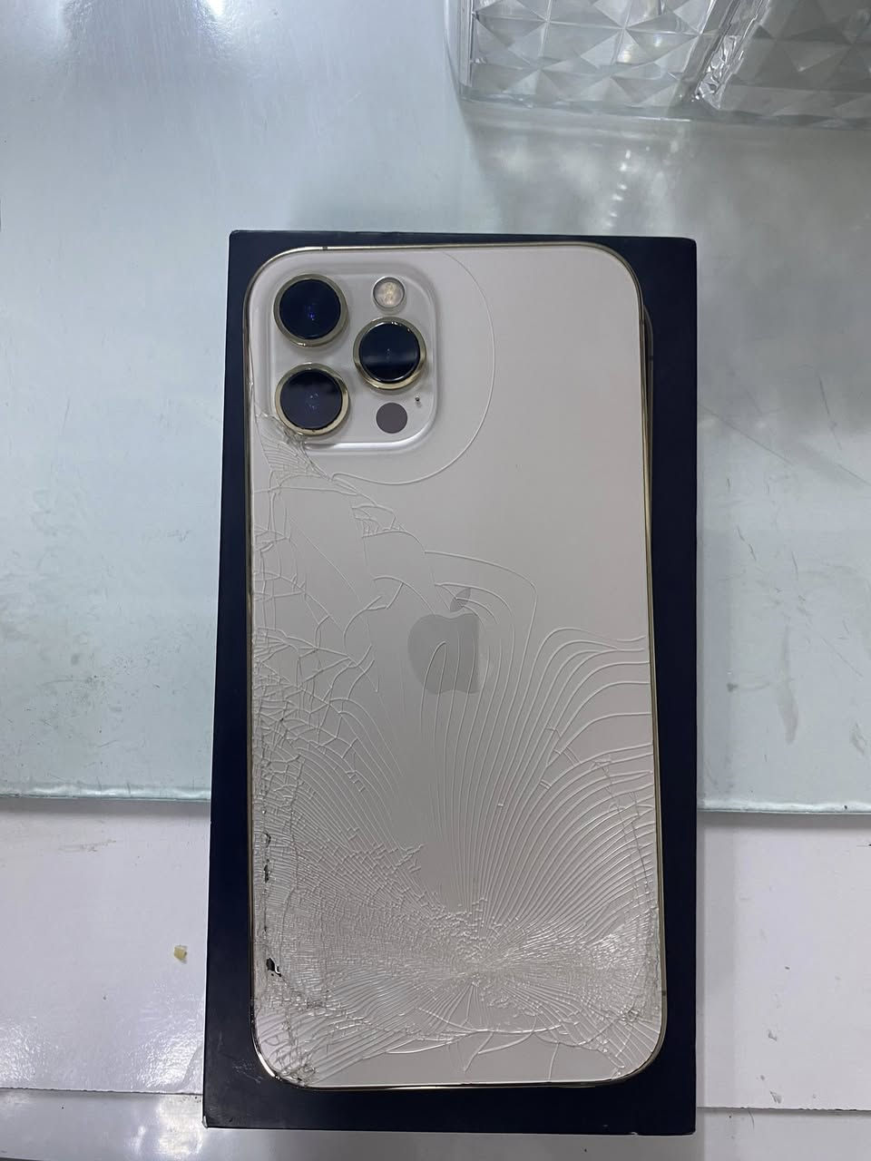 ايفون 12برو ماكس تلفون اي شخط بل شاشه مابي بس ضهر مكسوره وتلفون مسويله تخطي ميتحدث جهاز بطاريه 85 سعر خاص


**إذا كنت صاحب هذا الإعلان وتريد حذفه لأي سبب، رجاءا أرسل رسالة إلى الدعم الفني**