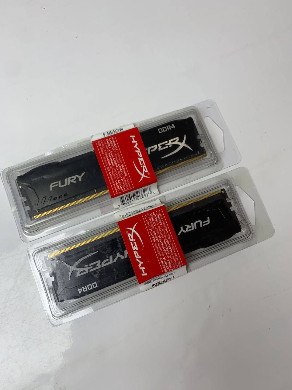 السلام عليكم 
متوفر معالج ryzen 5 3400g يحتوي كرت شاشه داخلي قوي 

ومتوفر رامات hyperx fury 8×2 
التردد 2666ghtz قابل لكسر السرعه

السعر 185 شامل التوصيل

واتساب : ***********
