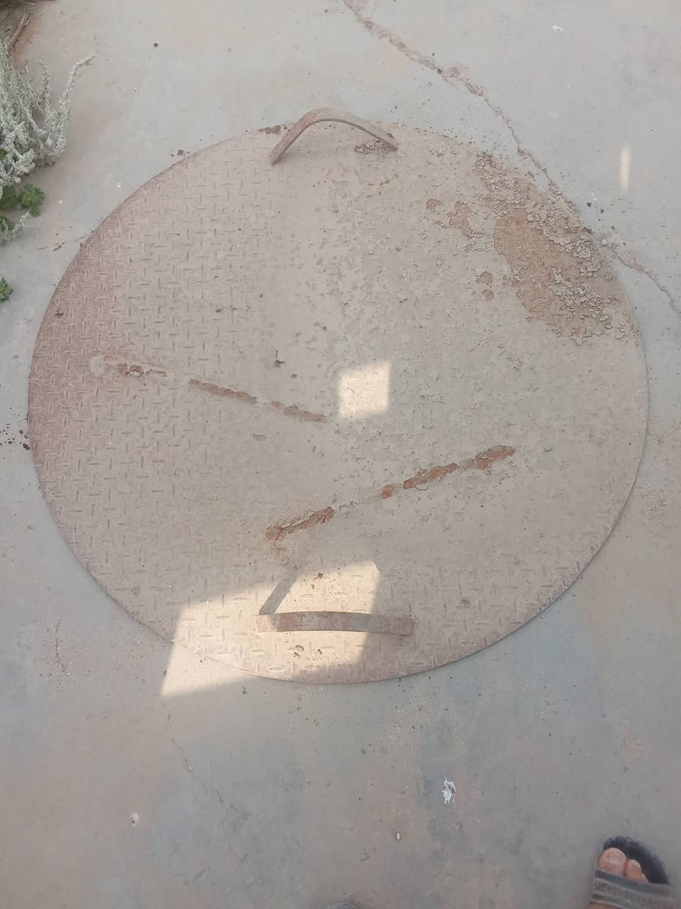 للبيع
سوبايه مال مندي وقبق بليت 
كيبل 
ميوزه عدده 2
سنك عدد 2 
***********

