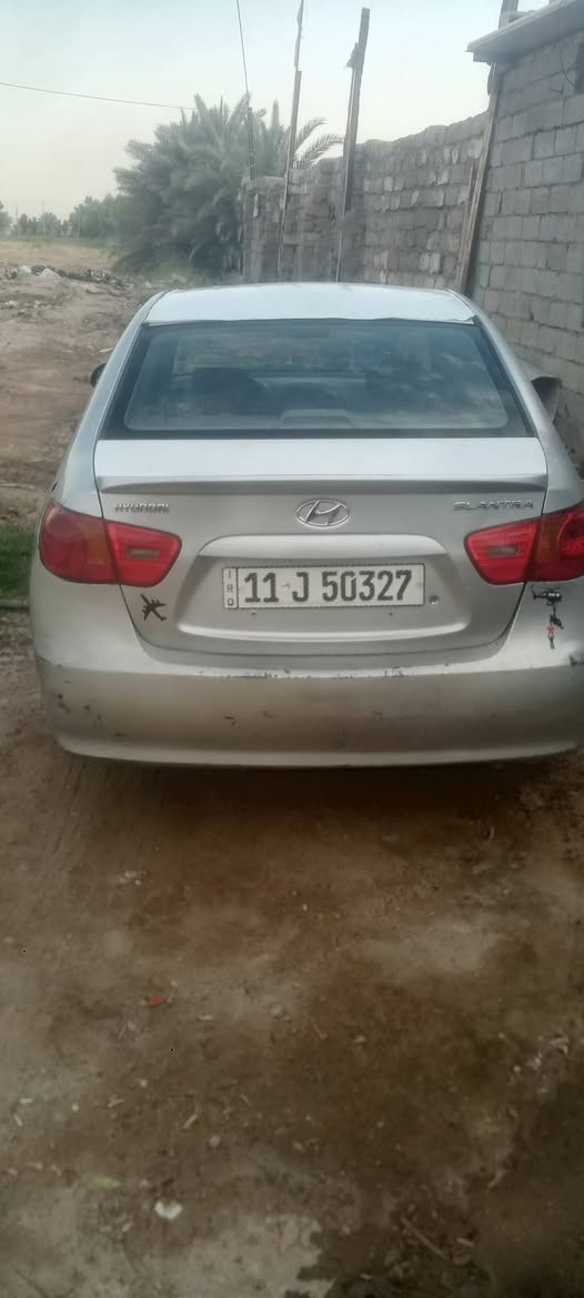 السلام عليكم سياره للبيع السعر 90 وبها مجال‏‪0780 557 6272‬‏
