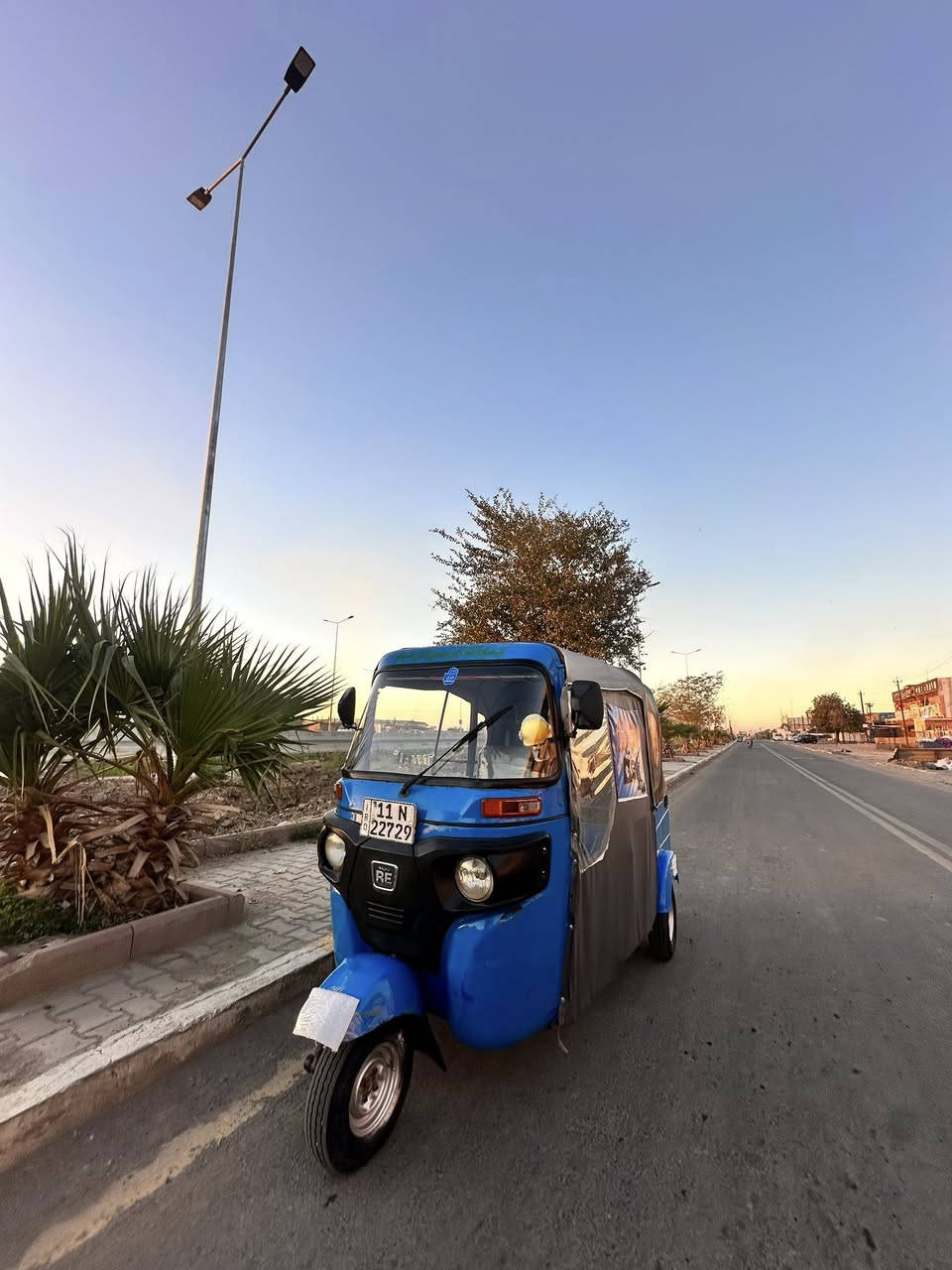 السلام عليكم 🙋🏻
تك تك                         2022

بدون قطره صبغ او معجون 

السعر مناسب 

(7800 )

وبيهه مجالل

مكاني بغداد 

***********
