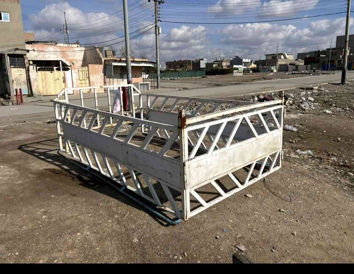 چەمچەی کیا بۆفرۆشتن ٤٠٠٠ نرخ ٢٥٠٠٠٠
***********
