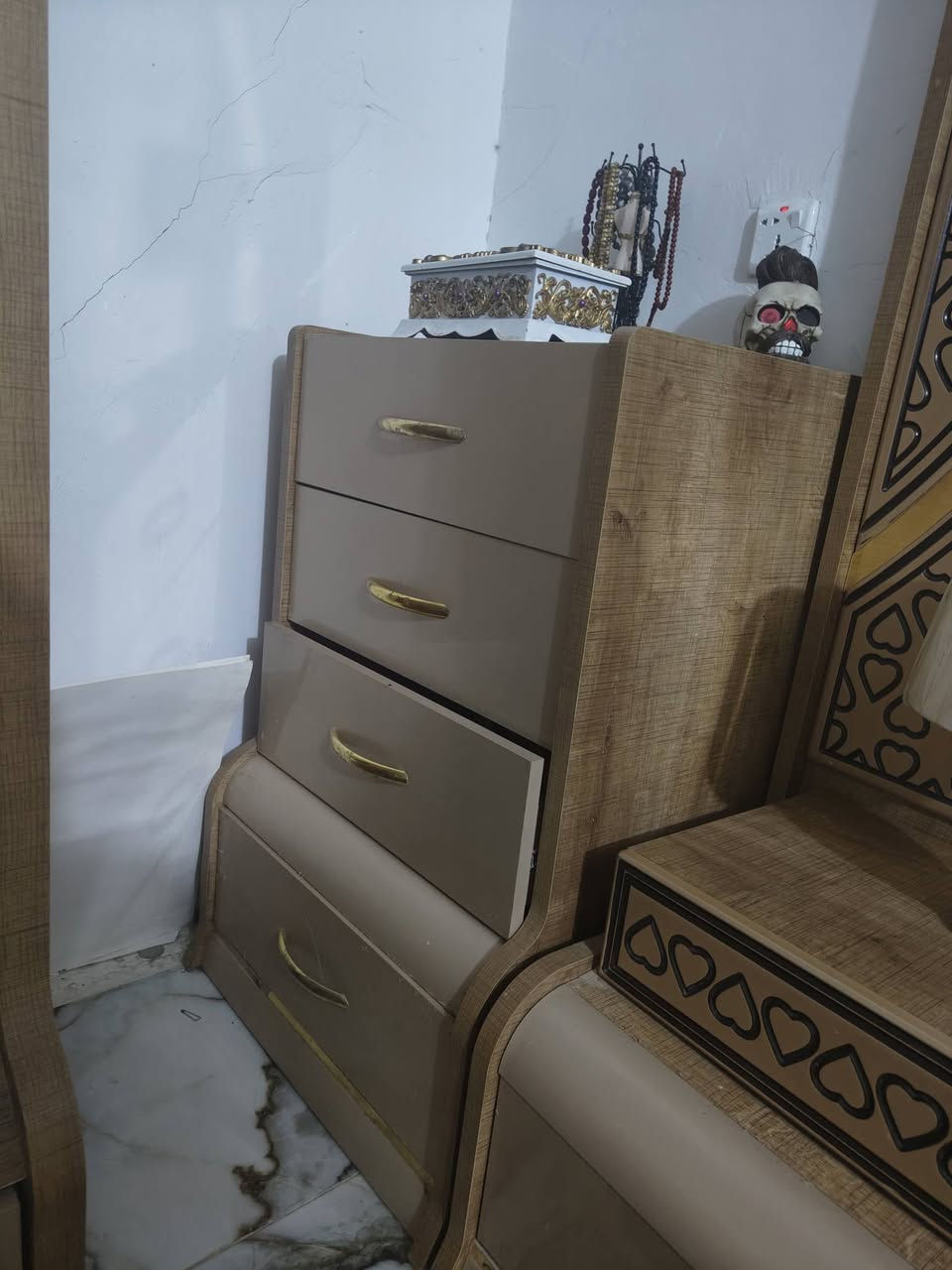 سلام عليكم اخوان متوفر غرفه للبيع بيه ملاحظات بسيطه


**إذا كنت صاحب هذا الإعلان وتريد حذفه لأي سبب، رجاءا أرسل رسالة إلى الدعم الفني**