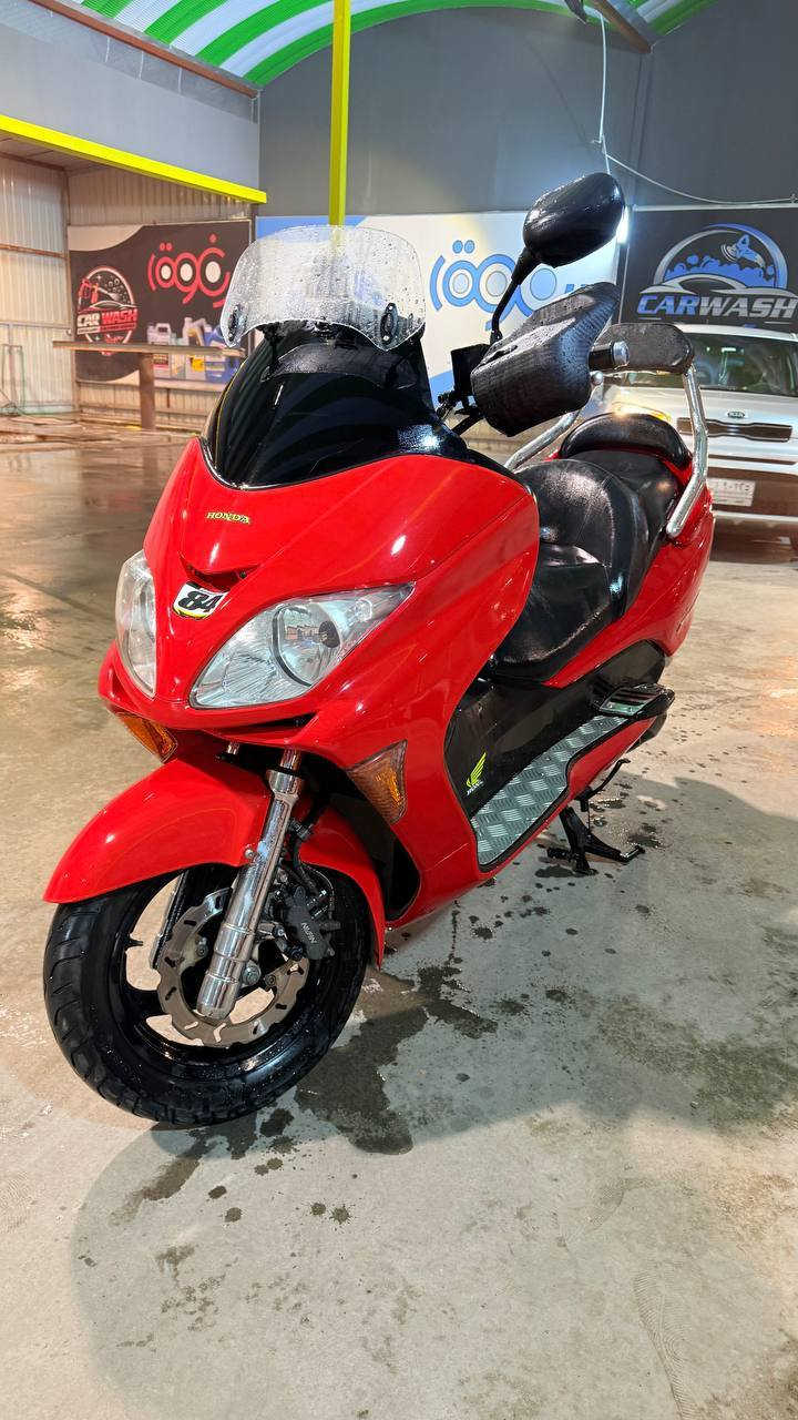 سلام عليكم
فورزا 08 عميه بلاد ماشيه 28 الف لون احمر مميز 
كفرات نضافه 95℅ 
محرك كلجات طسه نعومه مكفوله الدراجه خرسه وكامله مكمله مناقصه شي شرط معدل 150 
كلجات وقايش جديد مناقصها برغي شغل واطلع ترايك وين ميعجبك 
تجوة عاليه سبايدر/دوسات نيكل/ستيرن رياضي/دبلات امامي نيكل/واقيات يد/جامه اضافيه / 
كامره اماميه تصوير حوادث /فلنجات رياضي
تايرات امامي خلفي جديد ووياله جدد /لايت زنون/
مكان بغداد الدورة 
السعر مليون وربع 1250 
***********
