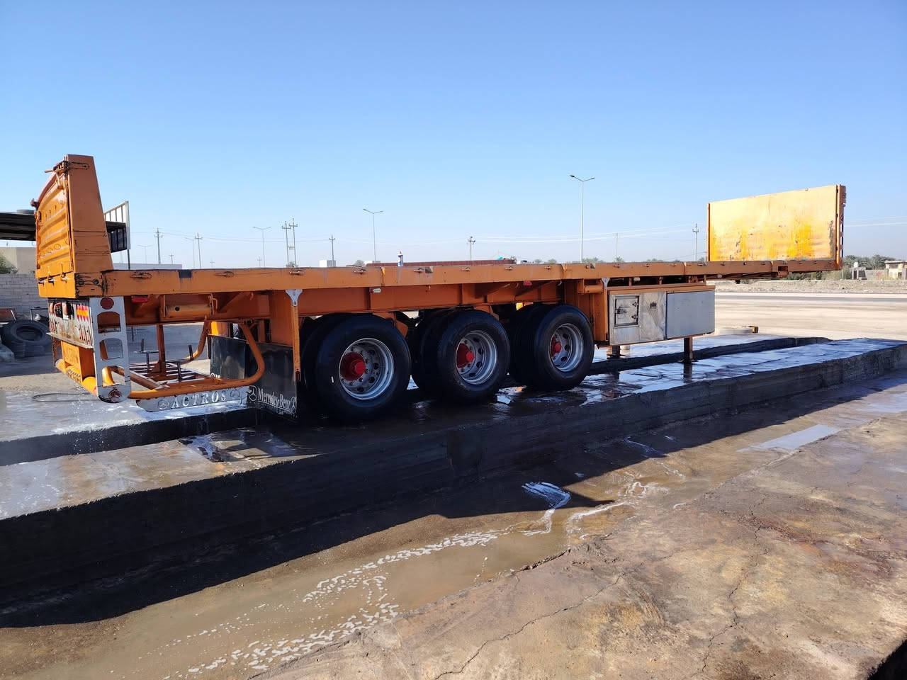 عربانه للبيع دنكير ١٤ بلوم قطعتين مكفولة ***********
