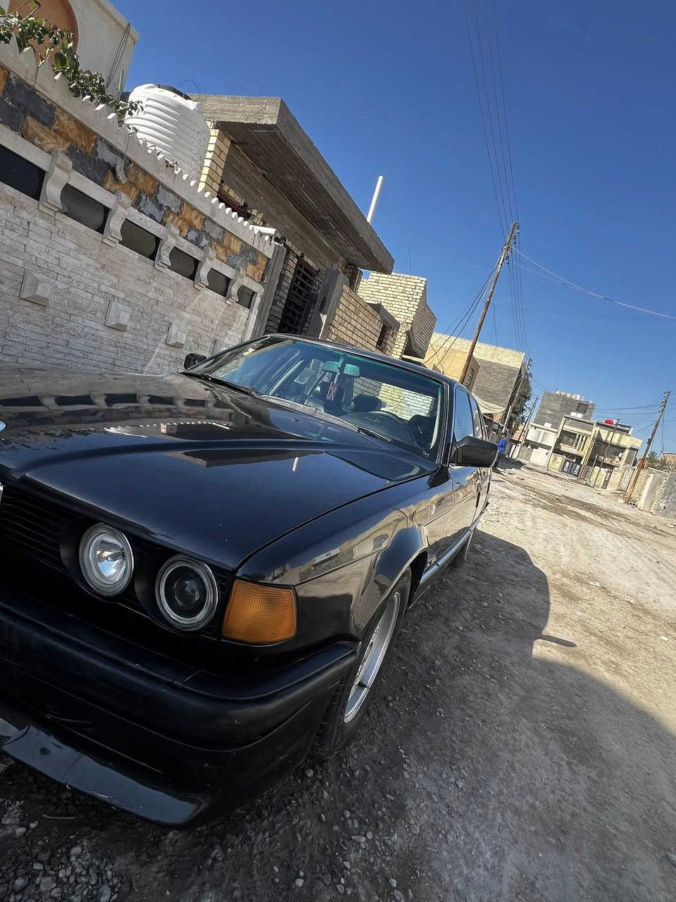 Bmللبيع
سيارة كاملة كير ومكينة وتبريد مكفولات 
مصبوغة عام للجمالية بدون خياس او ضربة 
سعرهه 58
مكاني بغداد سبع البور 
للتواصل خاص او الاتصال ***********
