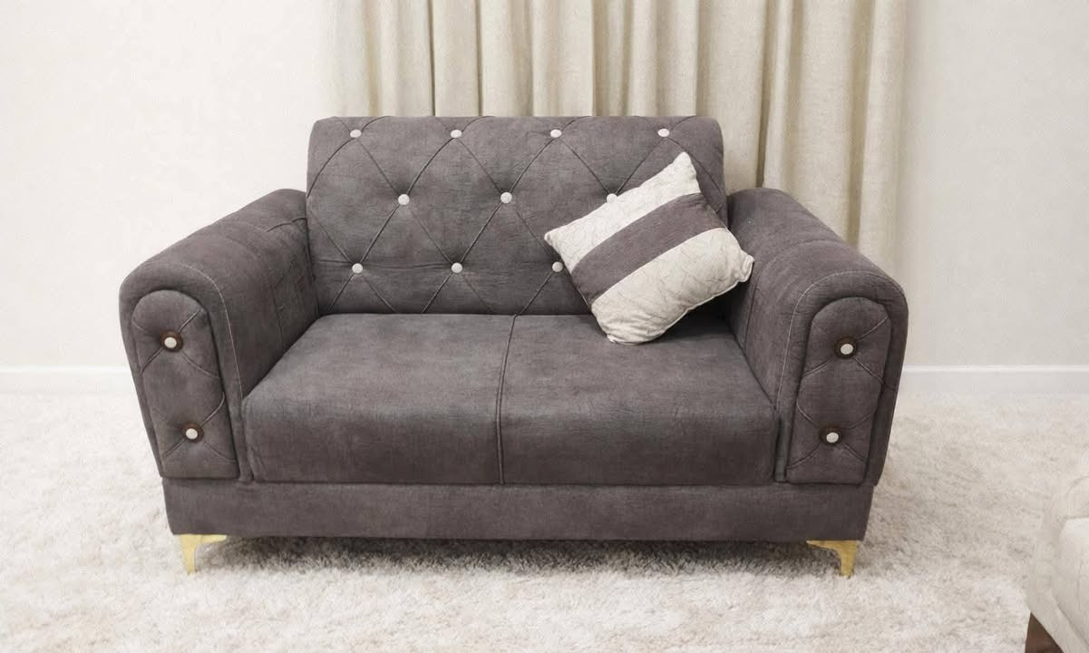 تخم 10 مقاعد نظيف
***********
