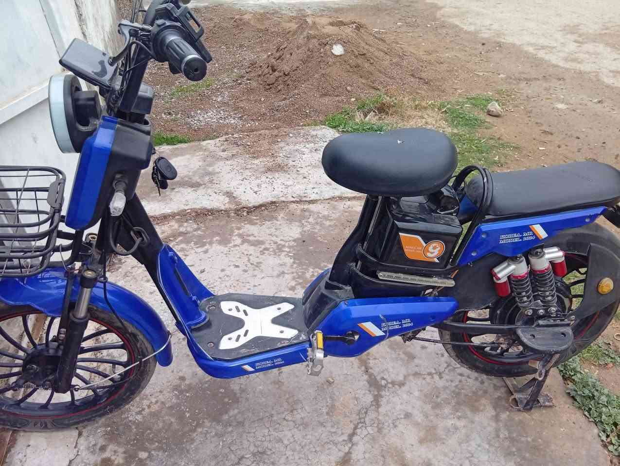 سلام عليكم من رخصة صاحب الكروب يوجد لدينا دراجات شحن العدد 2 البطاريات جديده ونظيفه وبحاله جيده جدا 
العنوان:ديالى -الحديد-حي الأملاك 
للاستفسار خاص .


**إذا كنت صاحب هذا الإعلان وتريد حذفه لأي سبب، رجاءا أرسل رسالة إلى الدعم الفني**