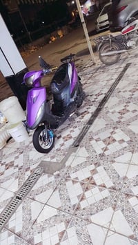 دراجه ماكس لبيع مزوده نضيفه ومكفوله السعر ٦٠٠٥٠== ٠٧٧٠٢٠٦٠٤٢١