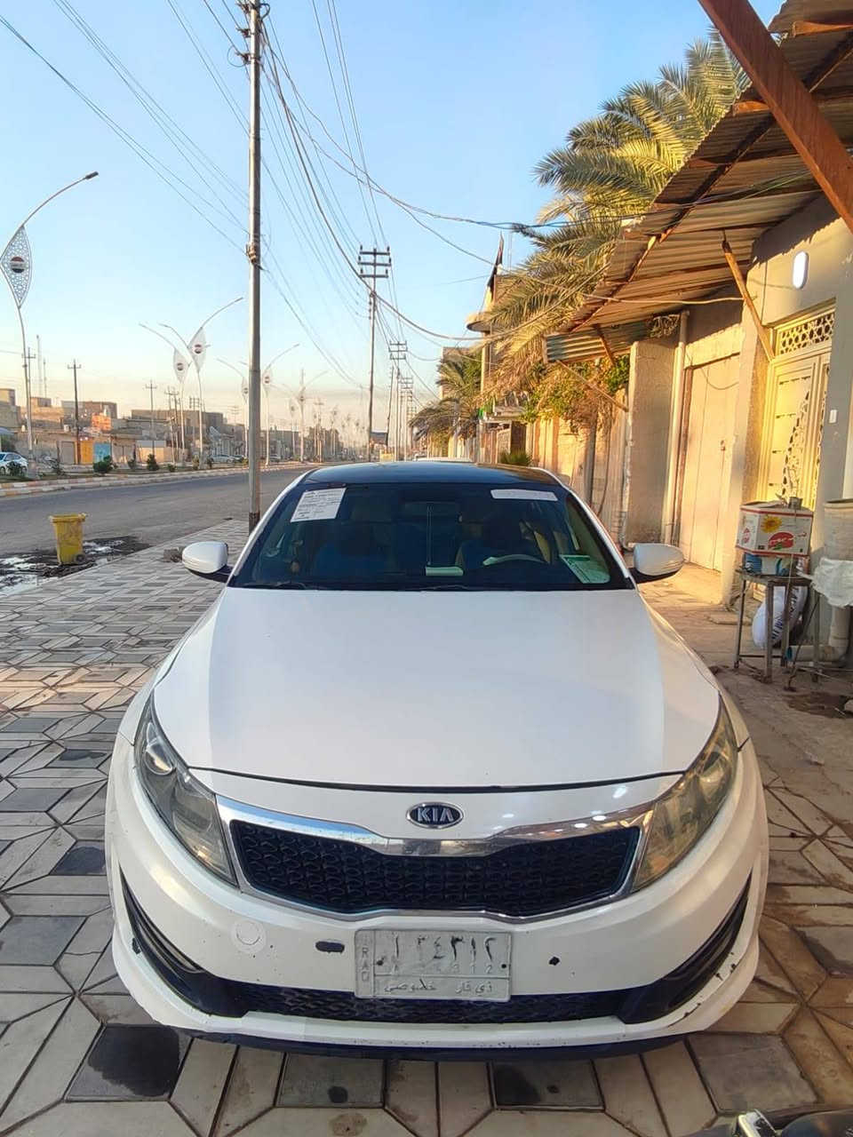 سلام عليكم 
اوبتيما ١٣ وارد أمريكي حادثها جاملغ و بنيد بدون دواخل كير و مكينه و حداديه و تبريد و كهربائيات شرط الكفاله ما نقصها شي باسمي مكاني ذي قار مركز سعرها ١٠٥ و بيها مجال  هاتف ***********
