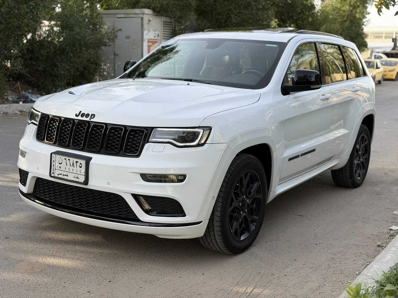 جيب 2021 خليجي – وكالة هارلم S
موديل:- 2021
العداد:- ٤٩.٠٠٠ كيلو

حالة السيارة:- نظيفة جداً بيها مكانين بارد وتكحيل عندي بيها سونار

المواصفات:-
محرك 6 سلندر 
بصمة
بانوراما
حساس امامي خلفي
رادارت 360
مقاعد كهرباء + جلد أحمر 
تشغيل عن بعد

السعر 31.800$

موقع السيارة بغداد الاعظمية 
للأستفسار ***********
