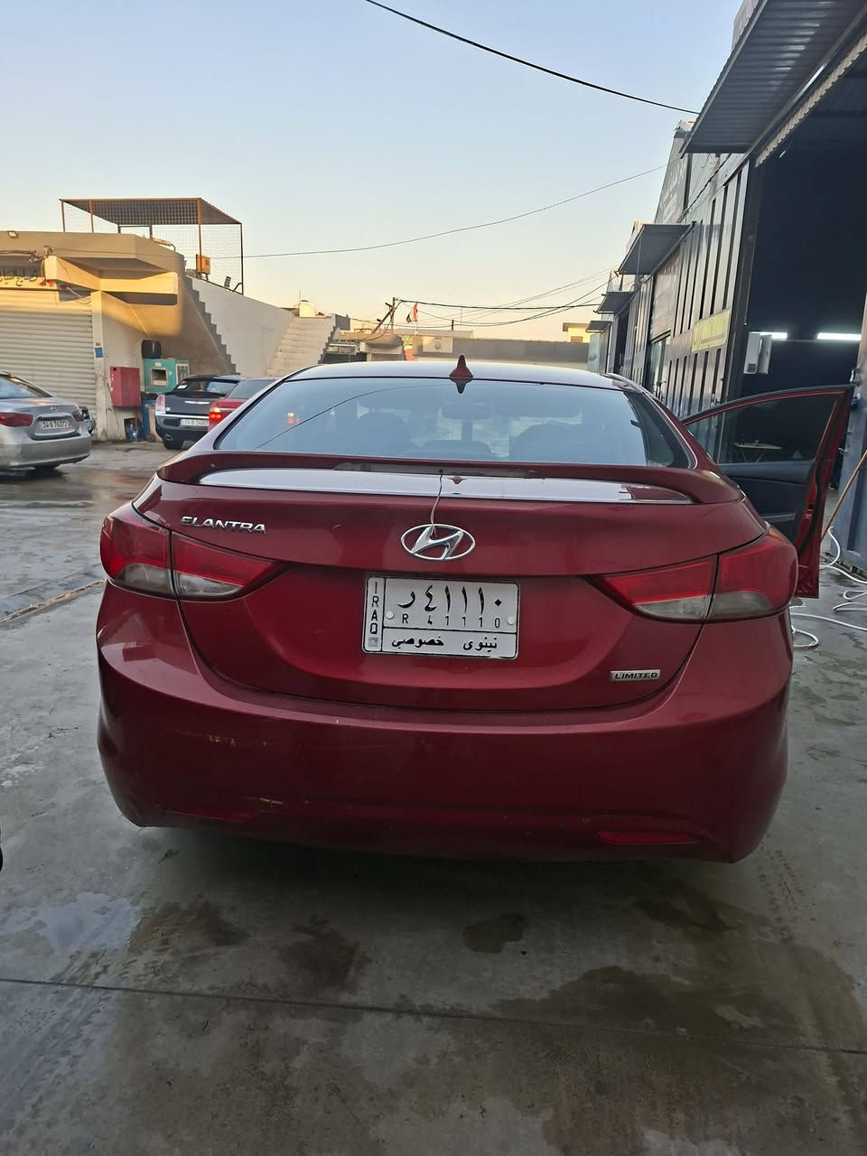 النترا ٢٠١٢ سعر مناسب 
جاملغ خلفي صبغ 
كابون بنزين 
***********
