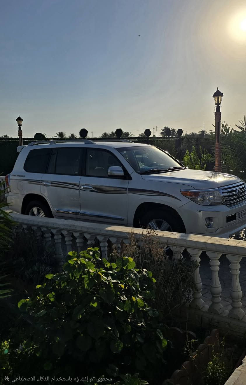 السلام عليكم اخوان 
للبيع للبيع موديل 13  مكفوله من الضربه والصبغ والتبديل
 سياره فول مواصفات السياره بسمي ارقام جديده ماشيه 174 بيها بارد  ممبين او PDR حافة البنيد سياره جديده والسونار موجود ويه الصور ٠٠٠
السعر 375 وبيها مجال
للاستفسار ***********
