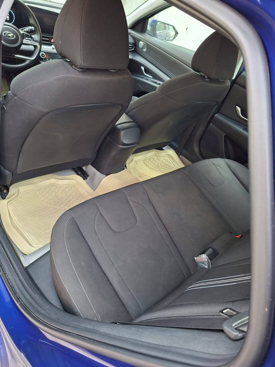 النترا 2023السعر 155ورقة بيه مجل شي بسيط  مكاني بغداد محرك 2000 دوش حادث خفيف قطعتين صبغ فقط شاشة متصل انارة داخليه عداد دجيتال متغير رادارات 360 توقف ذاتي تحديد مسار قيادة ذاتيه نقاط عمياء مودات قيادة بعد بيها مواصفات رقم اربيل دخول جديد  صور حادث مرفقة في الصور السياره جديده بمعنه الكلمه ***********
