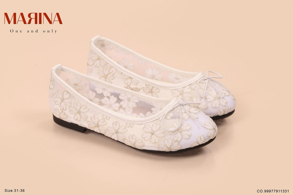 new collection of children's shoes👧🏻
✨ القطع مضمونه وقابلة للتبديل إذا كان بها خلل مصنعي
متوفر توصيل بغداد وجميع المحافظات 
كلفة التوصيل 5000 
يمكنكم التواصل عن طريق الرقم الخاص بالشركه :-7712⁩⁩⁩⁩⁩⁩⁩⁩


**إذا كنت صاحب هذا الإعلان وتريد حذفه لأي سبب، رجاءا أرسل رسالة إلى الدعم الفني**